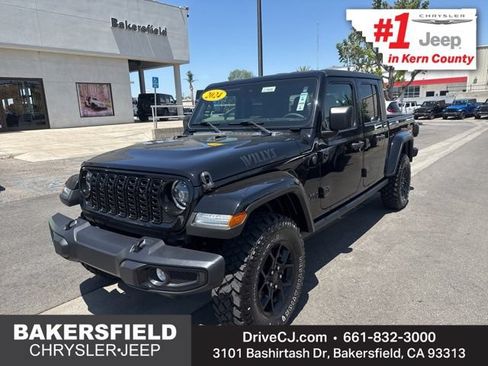 Used 2024 Jeep Gladiator Sport AWD/4WD image 1