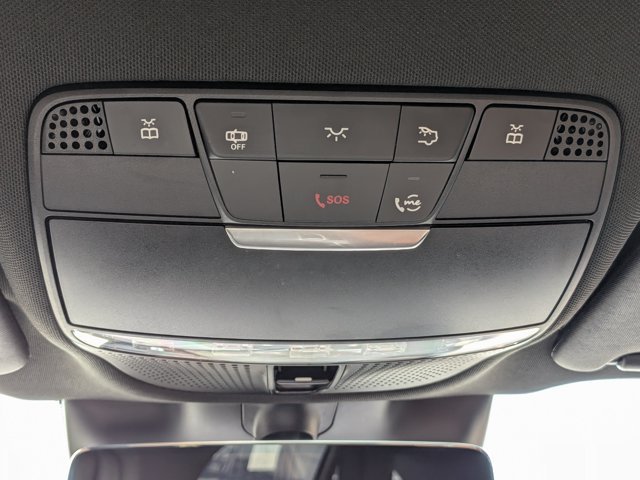 Used 2022 Mercedes-Benz GLC 300 image 34