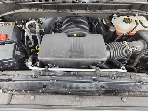 Used 2025 Chevrolet Silverado 1500 RST AWD/4WD image 29