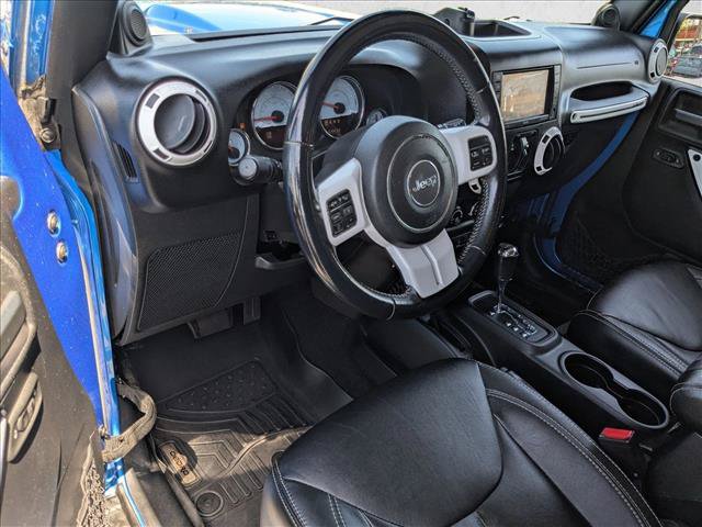 Used 2014 Jeep Wrangler Unlimited Sahara AWD/4WD image 10