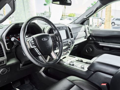 Used 2020 Ford Expedition Max XLT w/ Equipment Group 202A AWD/4WD image 2