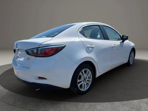Used 2016 Scion iA FWD image 5