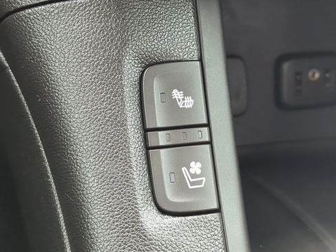 Used 2019 GMC Acadia Denali w/ Technology Package image 22