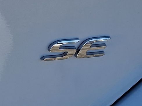 Used 2019 Toyota Corolla SE FWD image 31