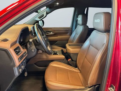 Used 2023 Chevrolet Suburban High Country w/ Max Trailering Package AWD/4WD image 9