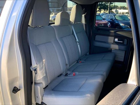 Used 2012 Ford F150 XLT w/ XLT Chrome Pkg image 18