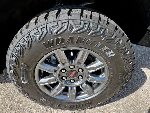 New 2026 GMC Sierra 1500 AT4X AWD/4WD image 35