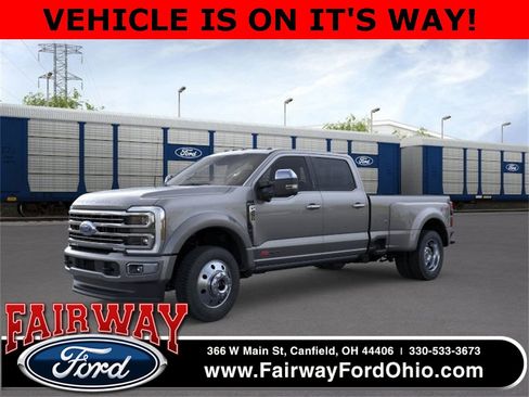 New 2026 Ford F450 Platinum image 1