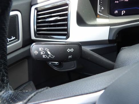 Used 2021 Volkswagen Atlas SEL Premium AWD/4WD image 21