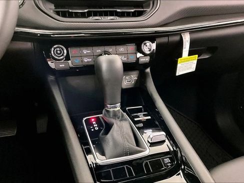 New 2026 Jeep Compass Latitude AWD/4WD image 7