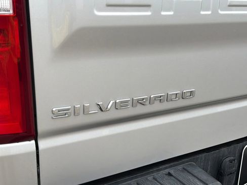 Used 2020 Chevrolet Silverado 1500 LT Trail Boss image 21