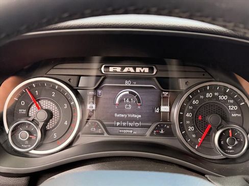 Used 2025 RAM 2500 Big Horn AWD/4WD image 18
