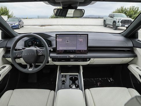 Used 2026 Lexus ES 350e w/ Convenience Package FWD image 12
