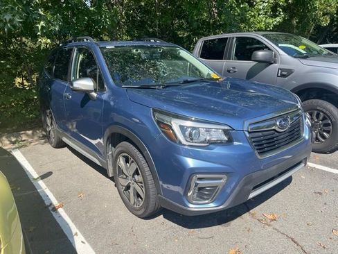 Used 2019 Subaru Forester Touring AWD/4WD image 3