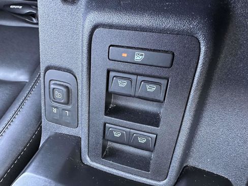 Used 2025 Ford Bronco Badlands AWD/4WD image 28