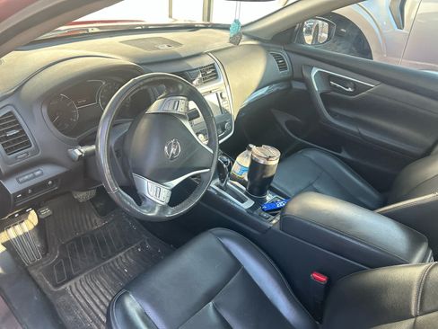 Used 2017 Nissan Altima 2.5 SL w/ Technology Package FWD image 5