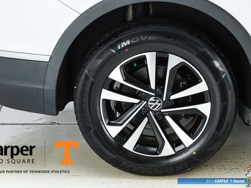Used 2022 Volkswagen Tiguan S image 13