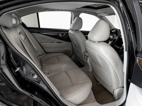Used 2018 INFINITI Q50 Luxe w/ Cargo Package (L95) RWD image 29