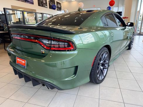 Used 2023 Dodge Charger Scat Pack w/ Plus Group RWD image 7