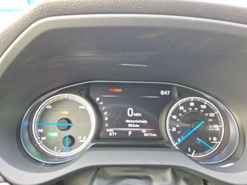 Used 2022 Toyota Venza XLE image 20