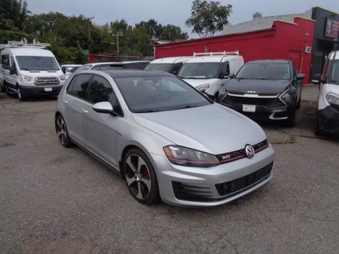 Used 2015 Volkswagen GTI Autobahn w/ Lighting Package (SEL) image 2