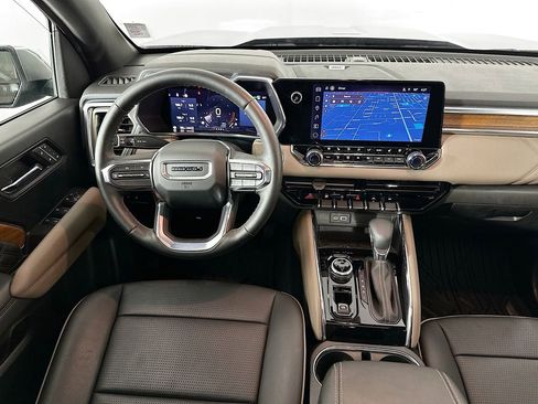 Used 2023 GMC Canyon Denali image 25