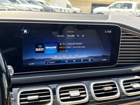 Used 2024 Mercedes-Benz GLS 580 4MATIC image 25