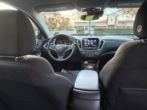 Used 2023 Chevrolet Malibu LS image 6