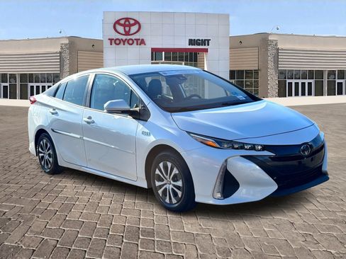 Certified 2022 Toyota Prius Prime XLE image 10