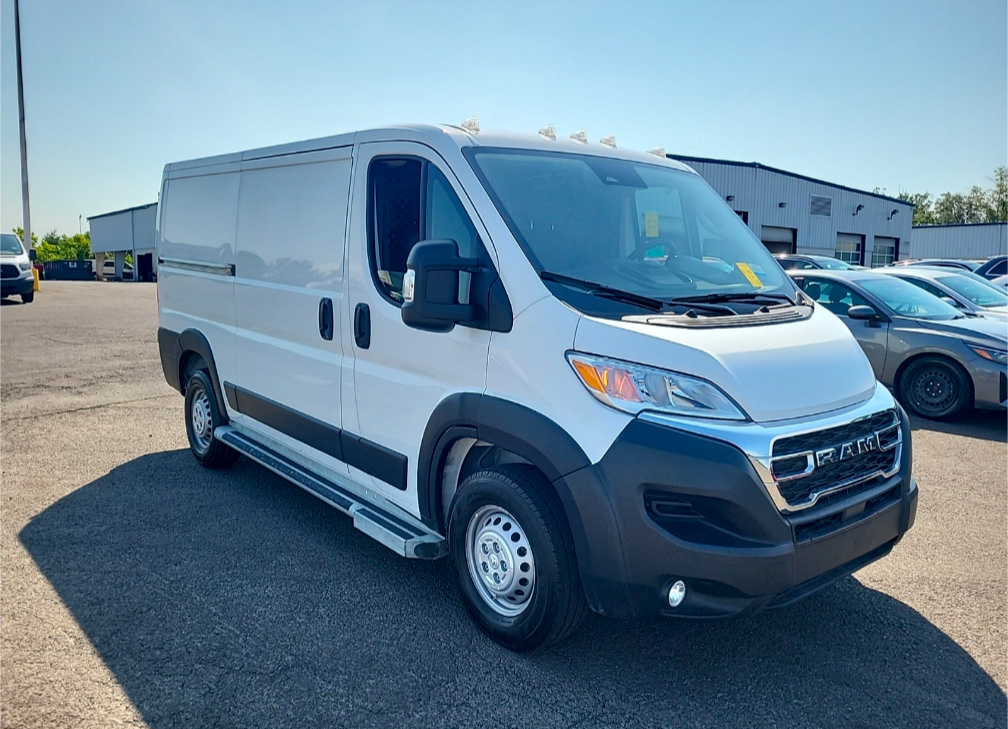 Used 2025 RAM ProMaster 2500 w/ U-Haul Equipment Group FWD image 1