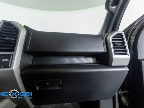 Used 2020 Ford F150 Lariat w/ Equipment Group 502A Luxury AWD/4WD image 40