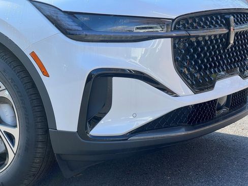 New 2026 Lincoln Nautilus Premier w/ Equipment Group 102A image 2