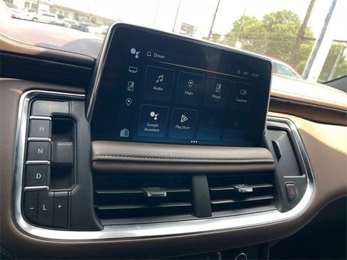 Used 2022 Chevrolet Tahoe High Country image 15