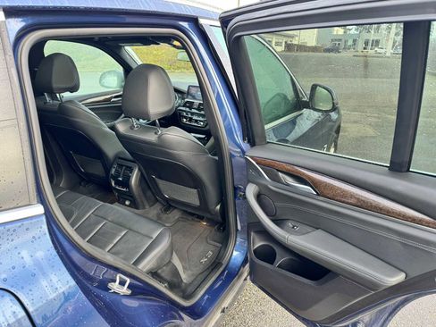 Used 2019 BMW X3 xDrive30i w/ Premium Package image 13