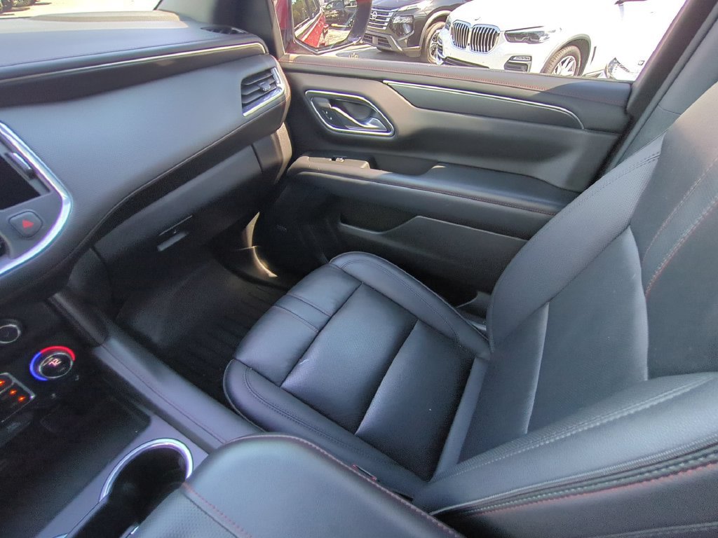 Used 2022 Chevrolet Tahoe RST w/ Luxury Package AWD/4WD image 19