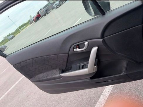 Used 2013 Honda Civic LX image 6