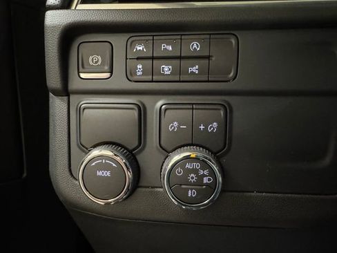 Used 2026 Chevrolet Tahoe Premier image 10