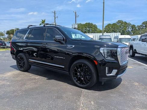 Used 2024 GMC Yukon Denali w/ Advanced Technology Package RWD image 3
