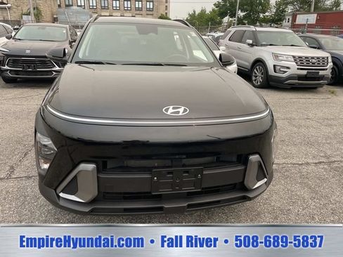 Used 2024 Hyundai Kona SEL AWD/4WD image 9