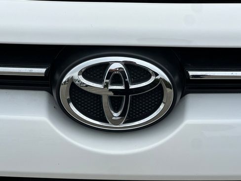 Certified 2024 Toyota 4Runner SR5 Premium image 49