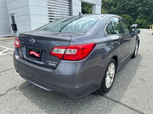 Used 2017 Subaru Legacy 2.5i Premium AWD/4WD image 5