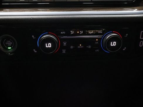 Used 2022 Chevrolet Silverado 1500 LT image 25