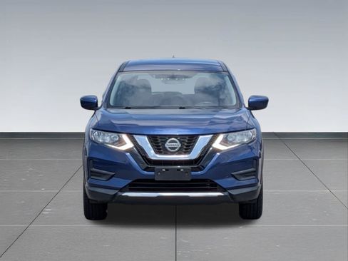 Used 2018 Nissan Rogue S AWD/4WD image 9