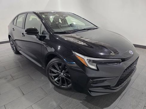 Used 2024 Toyota Corolla SE FWD image 7