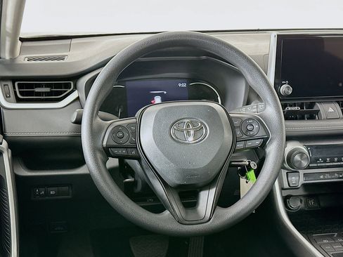 Used 2024 Toyota RAV4 LE image 16