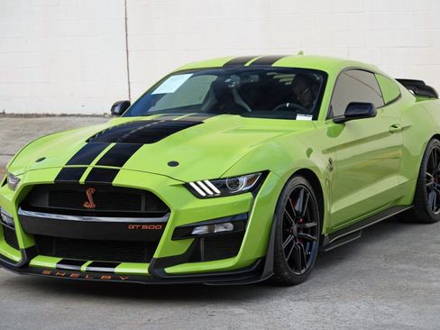 Used 2020 Ford Mustang Shelby GT500 RWD image 46