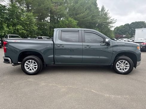 Used 2025 Chevrolet Silverado 1500 LT AWD/4WD image 5