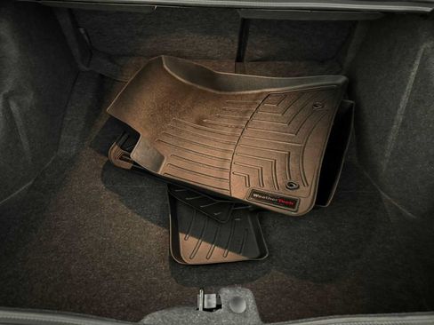 Used 2013 Dodge Challenger R/T RWD image 23