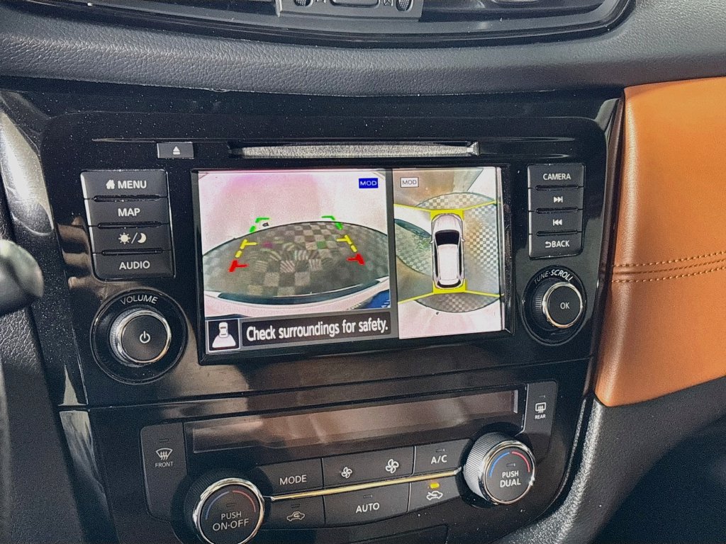 Used 2019 Nissan Rogue SL w/ Premium Package AWD/4WD image 17