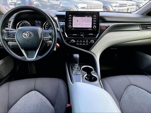 Used 2021 Toyota Camry LE image 13
